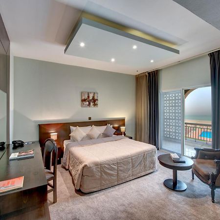 Sharjah Carlton Hotel Zewnętrze zdjęcie